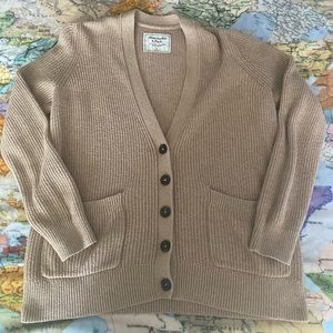 Abercrombie & Fitch camel cardigan 😍